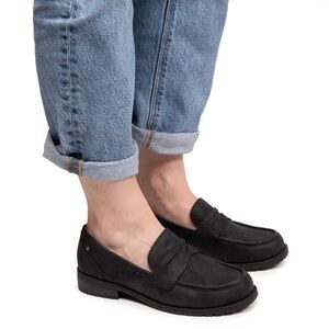 Earth Spirit Women's Briar Loafer, Black